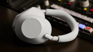 Read more about the article Sony Releases New Flagship Headphones – Meet The WH-1000XM6