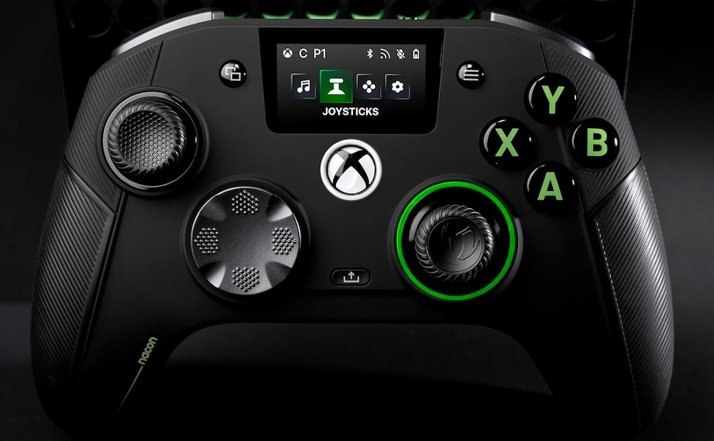 Read more about the article Nacon's New Xbox Controller Is Loaded With Cool Features & One Curious Design Choice