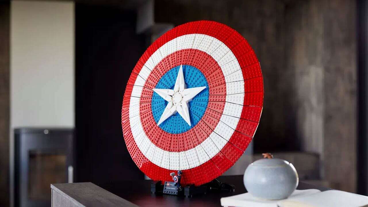 Read more about the article Retired Captain America Shield Lego Set Gets Big Discount At Amazon