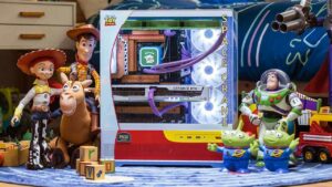 Read more about the article This Toy Story Gaming PC Has 2025 Tech And 1995 Style