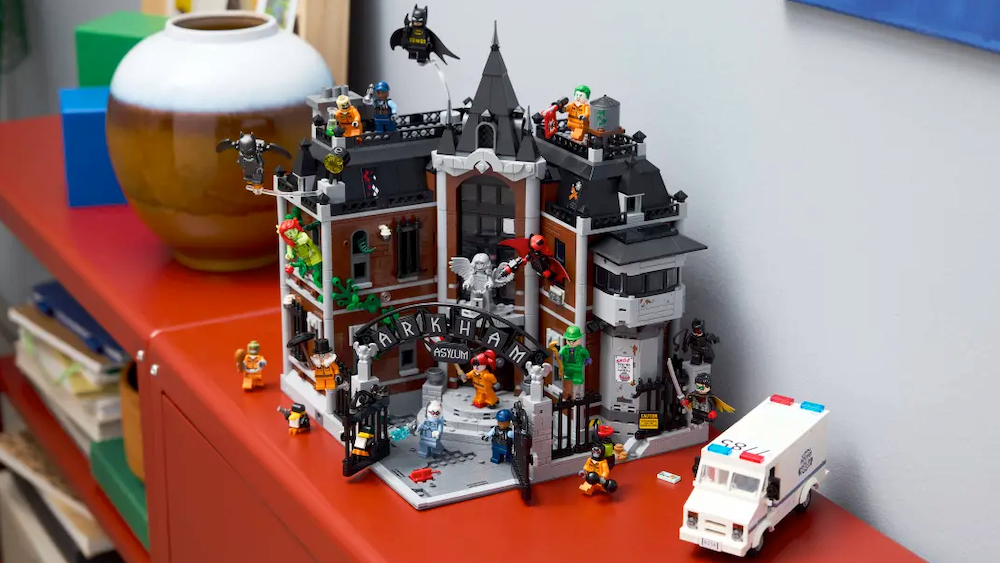 You are currently viewing The 3,000-Piece Arkham Asylum Batman Lego Set Is Available Now